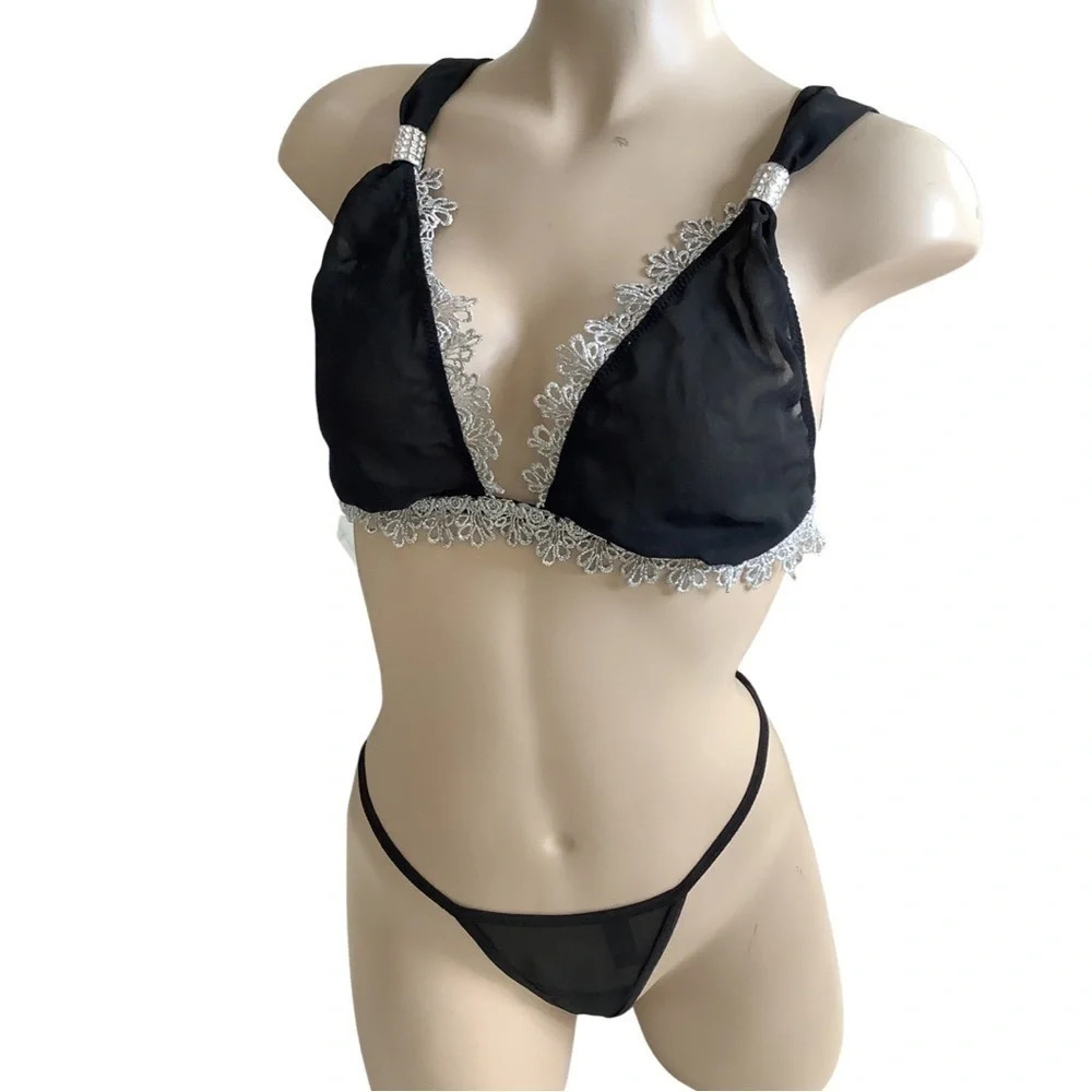 Dreamgirl Size Small silver bedazzled trim top with black thong New Without Tags